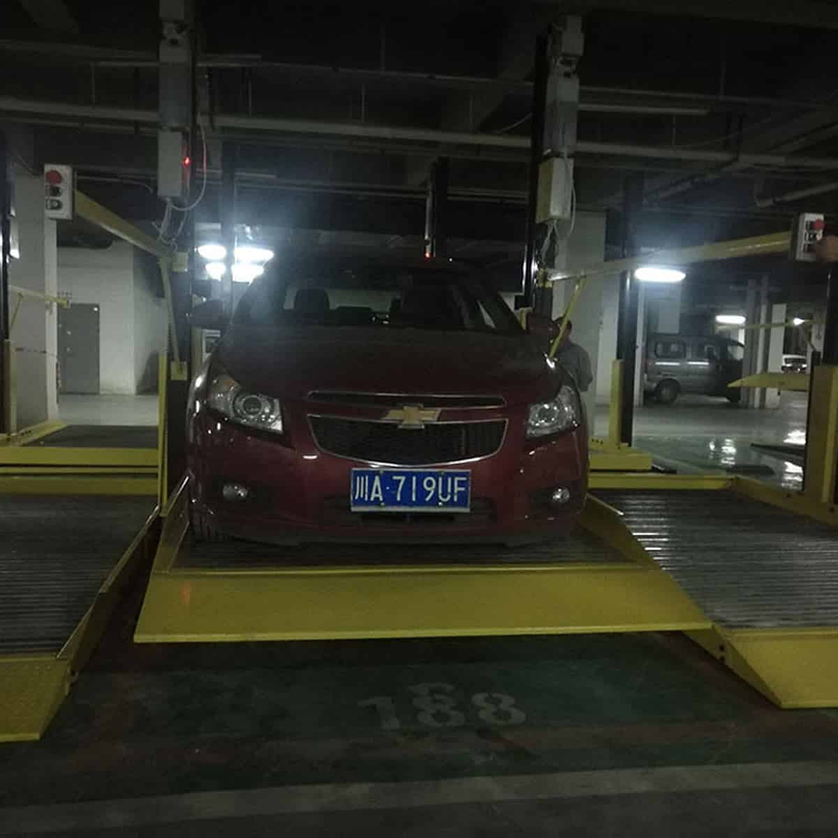 大英4柱机械式停车库租赁