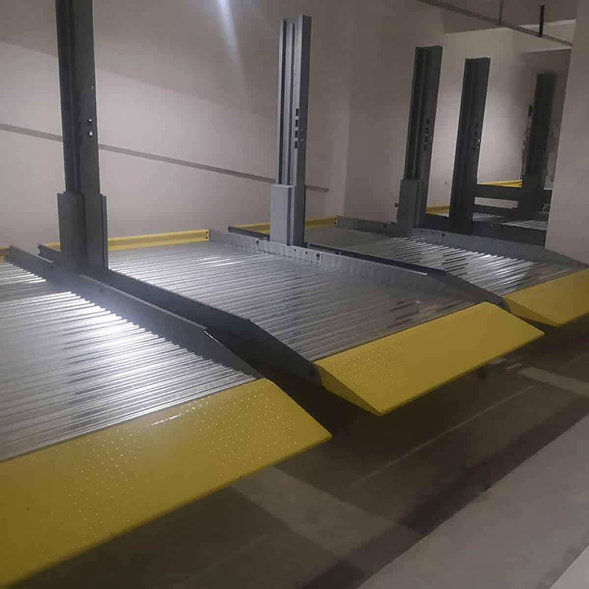 石屏简易式立体停车场拆除